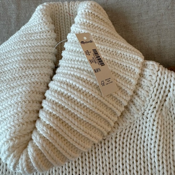 NWT Madewell Cream and Red Striped Turtleneck Sweater - Picture 3 of 5